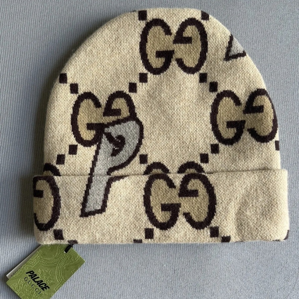 Gucci X Palace logo beanie NWT oversized fit
